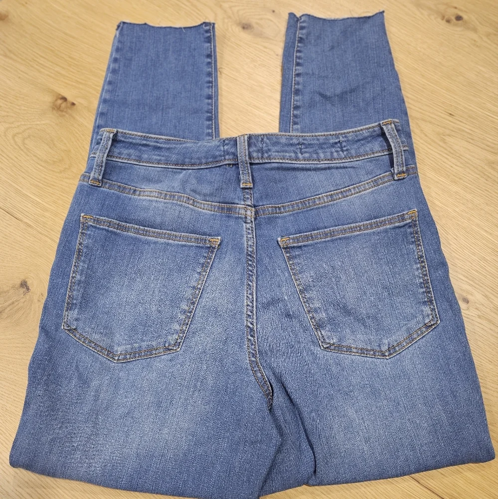 New universal thread size 8/29s high rise‎ skinny denim jeans